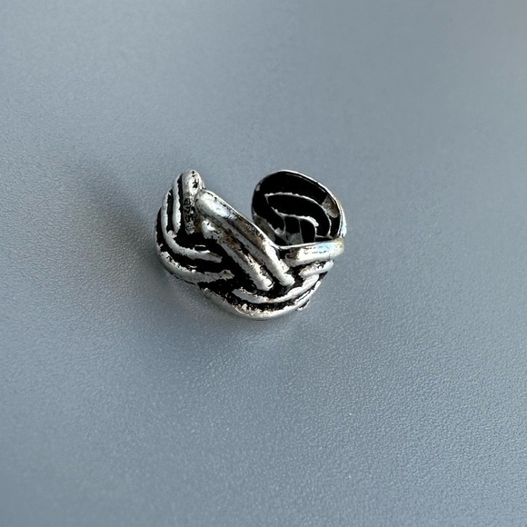 Sterling Silver Celtic Knot Ear Cuff – 5mm No Piercing Needed - Picture 6 of 8